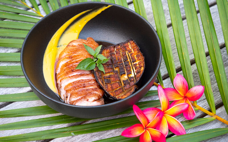 Christmas Island Gourmet Resturant Quality dinner on Palm Frond